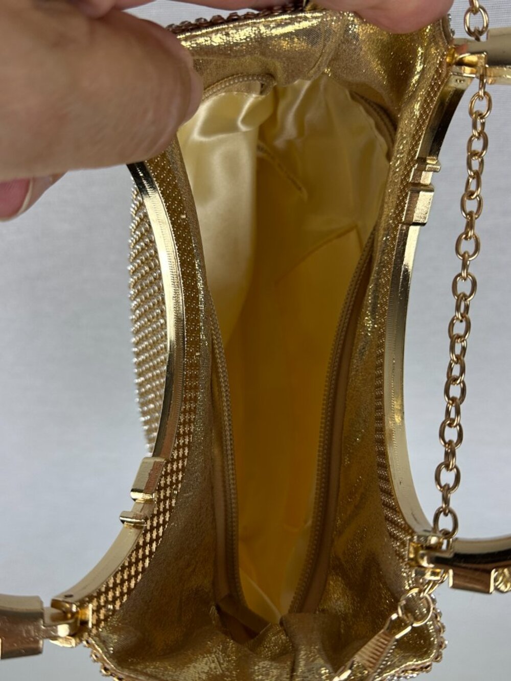SPARKLY GOLD RHINESTONE EVENING CLUTCH PURSE METALIC O-RING TOP HANDLE - Picture 7 of 12